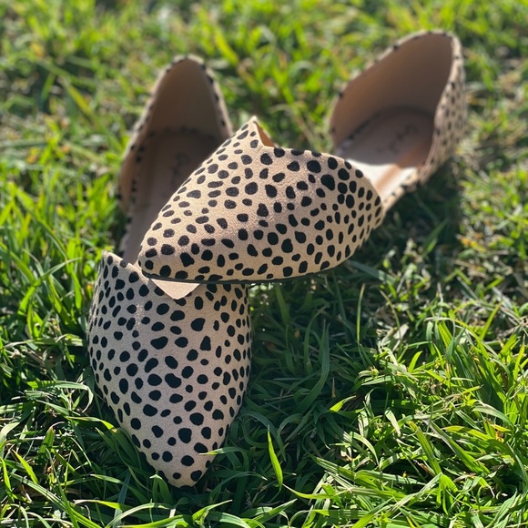 LAST ONE - Leopard Print Pointy Toe Slip On Mule Shoes SIZE 5.5 - Picture 2 of 7